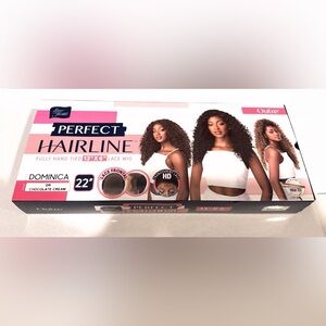 NWT - Outre Dominica HD 13x6 Lace Front Wig – DRCHOCREAM (Ombre)